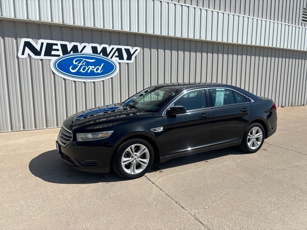 2014 FORD Taurus