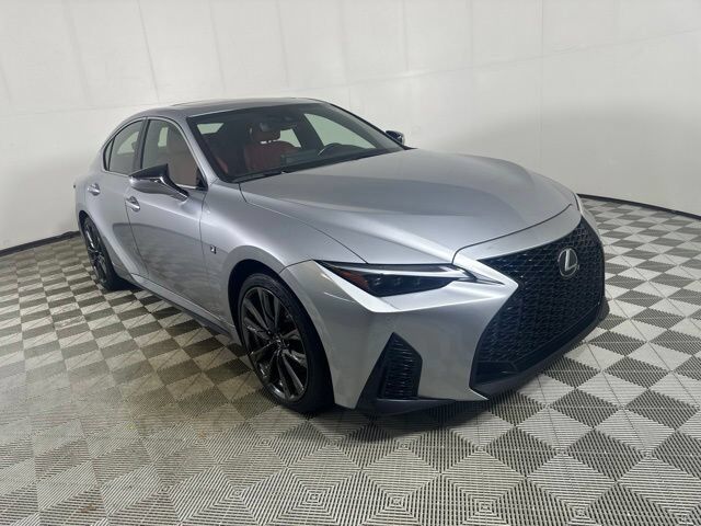 2022 LEXUS IS