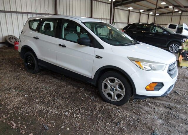2017 FORD Escape