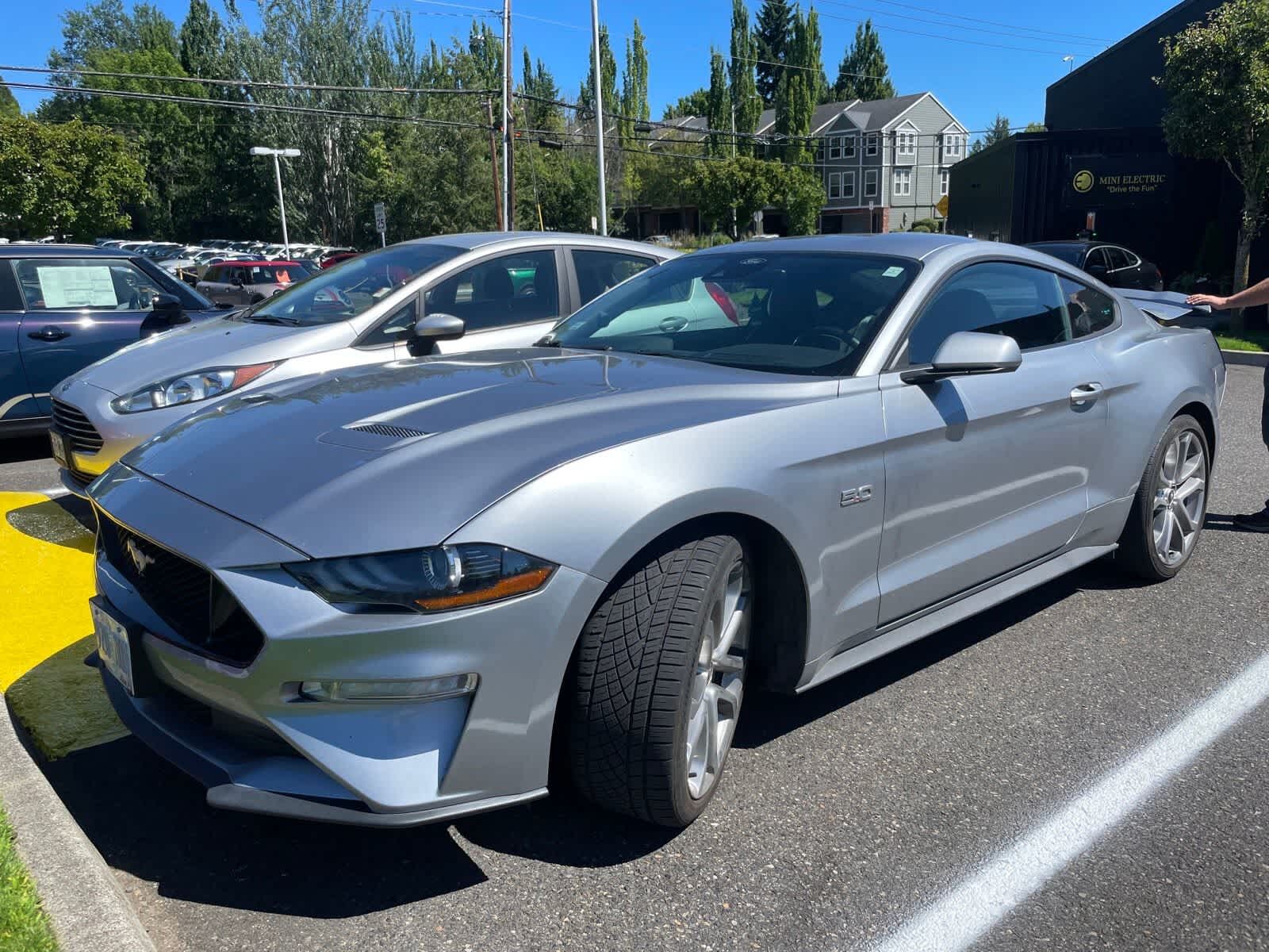 2021 FORD Mustang