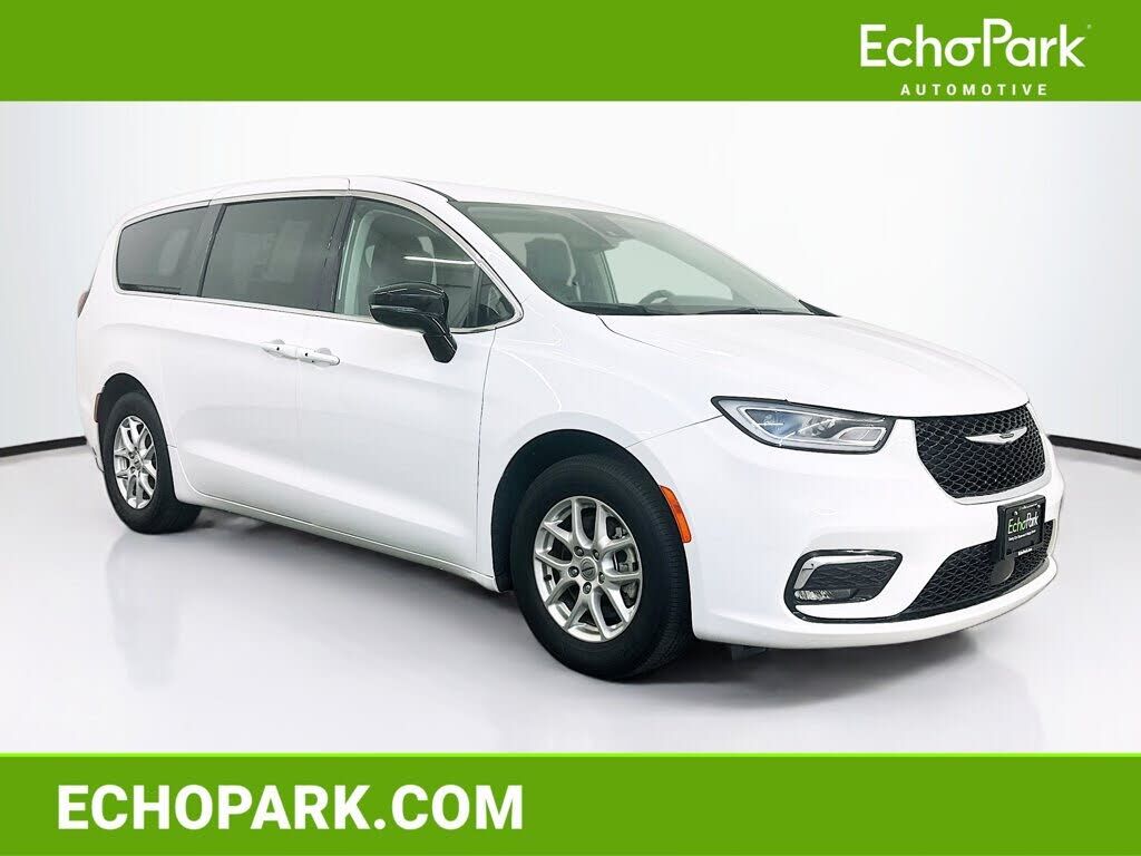 2024 CHRYSLER Pacifica