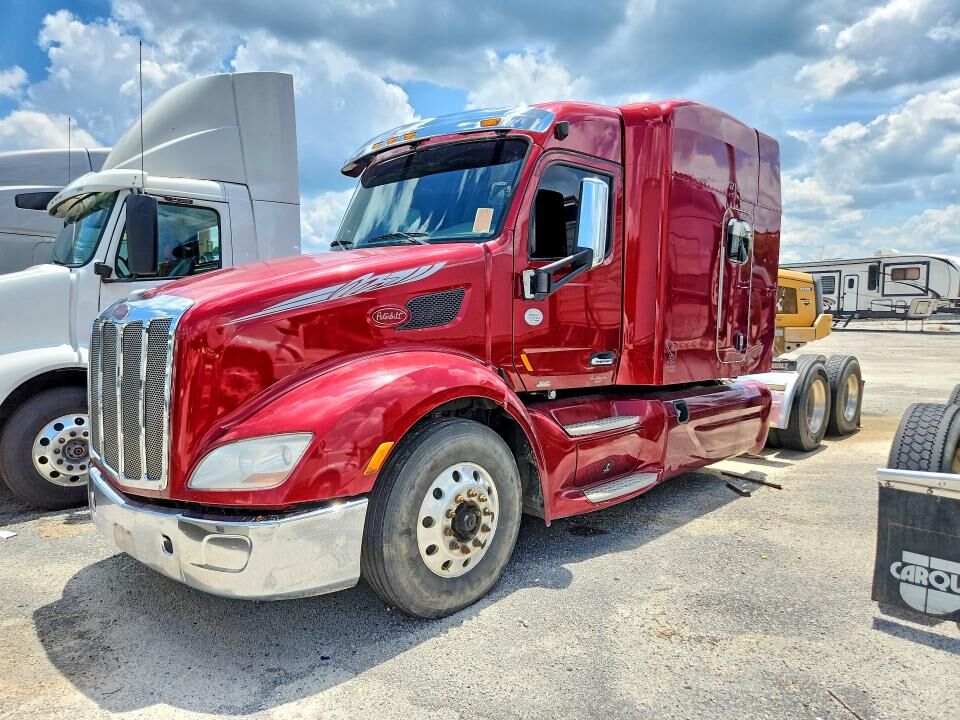 2016 PETERBILT 579