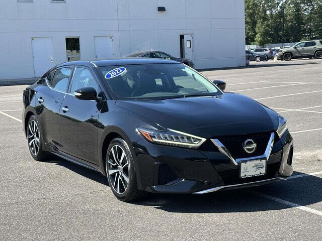 2022 NISSAN Maxima