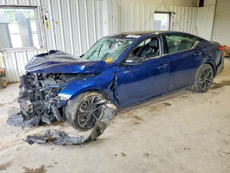 2023 NISSAN Altima