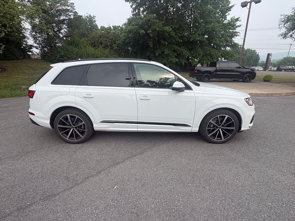 2024 AUDI Q7