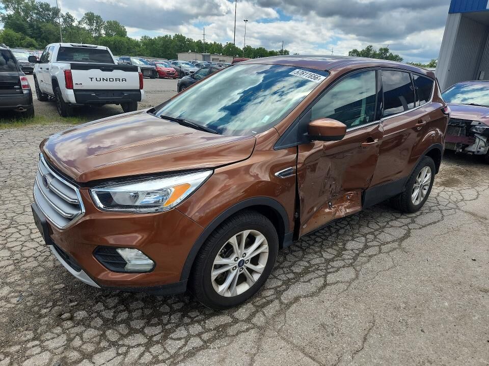 2017 FORD Escape