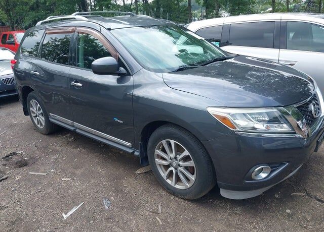 2014 NISSAN Pathfinder