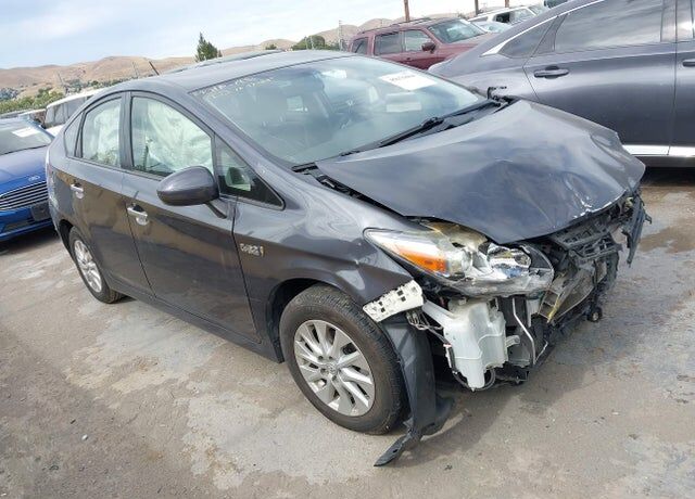 2014 TOYOTA Prius