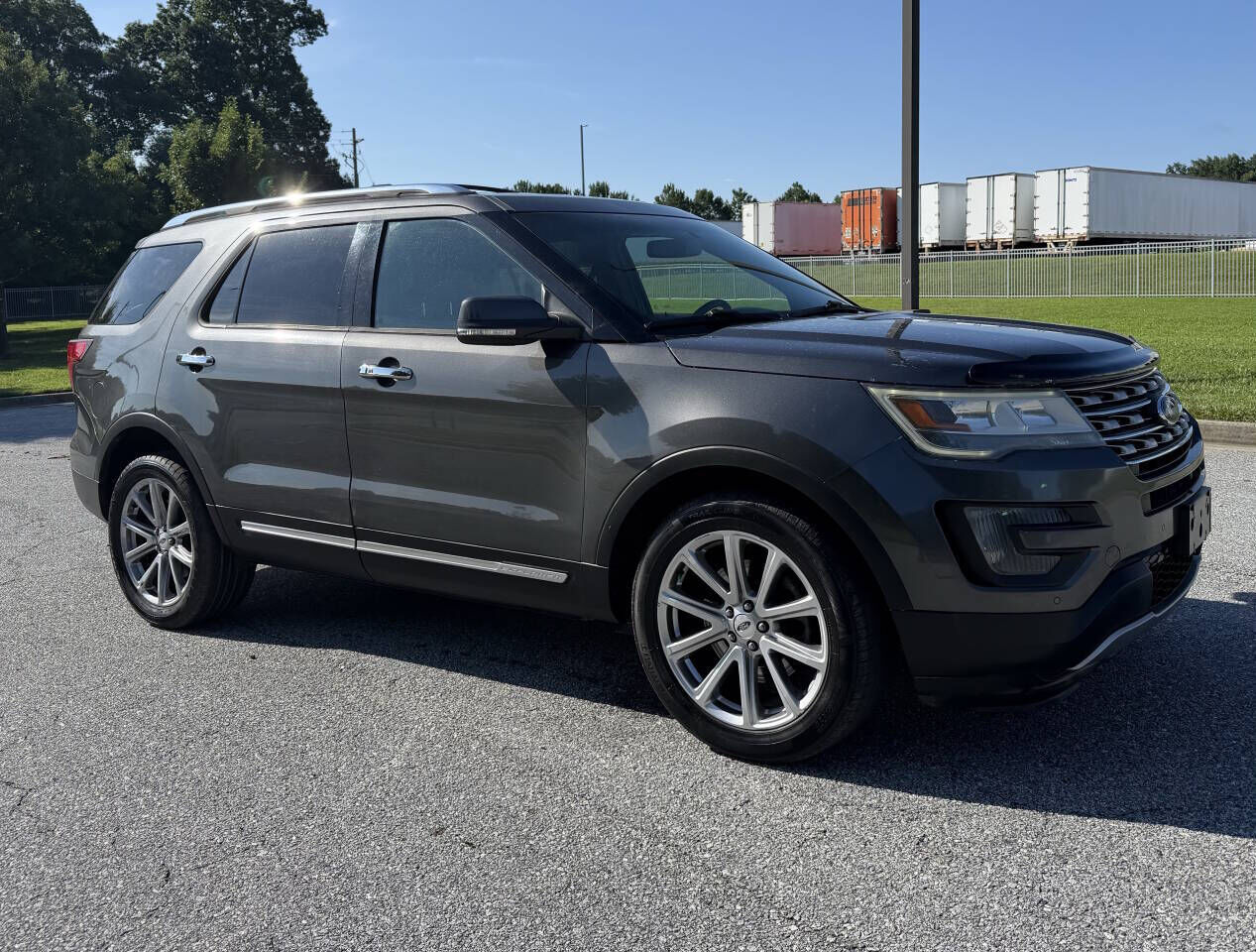 2016 FORD Explorer