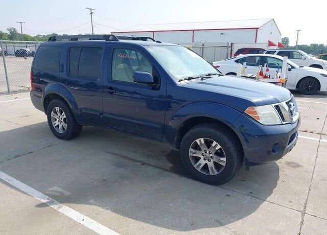 2010 NISSAN Pathfinder