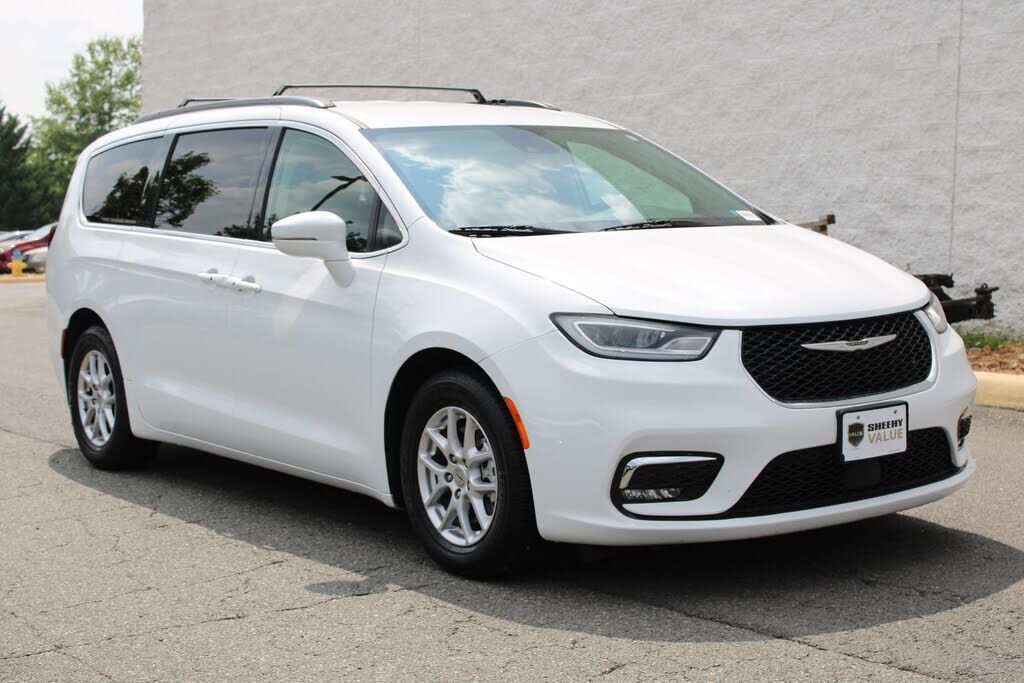 2022 CHRYSLER Pacifica