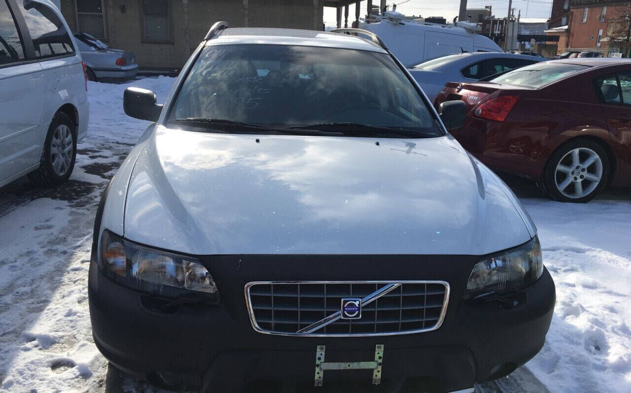 2004 VOLVO XC70
