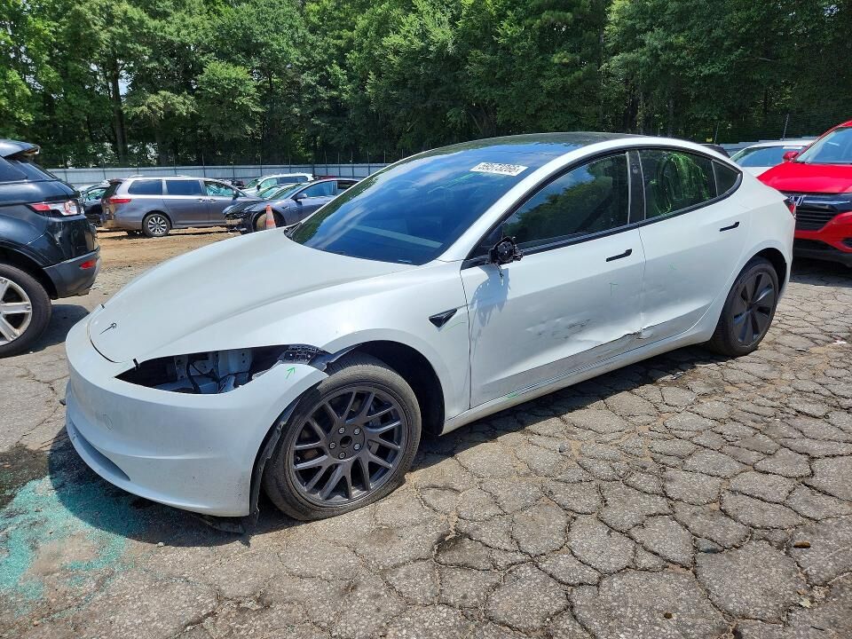 2025 TESLA Model 3