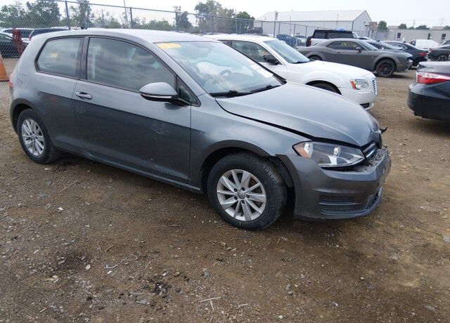 2015 VOLKSWAGEN Golf