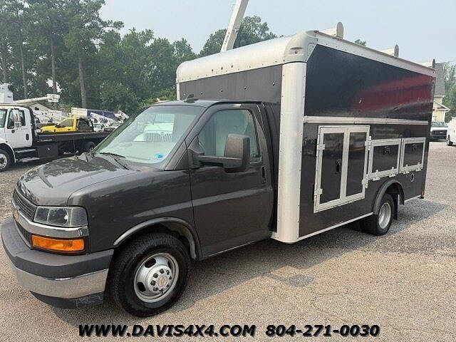 2022 CHEVROLET Express