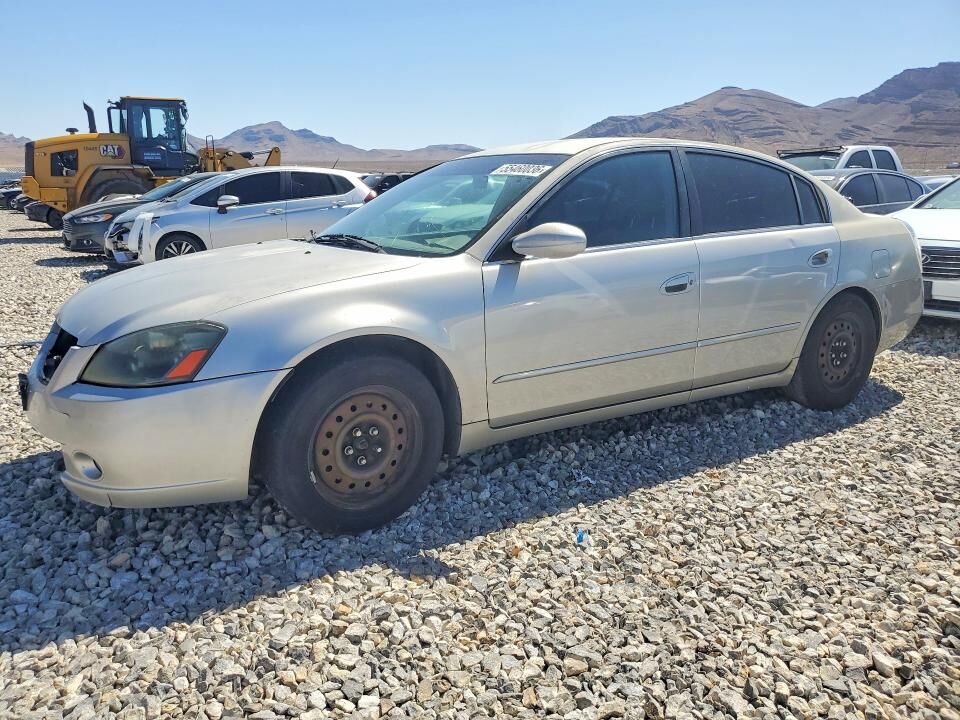 2005 NISSAN Altima