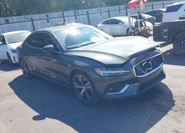 2020 VOLVO S60