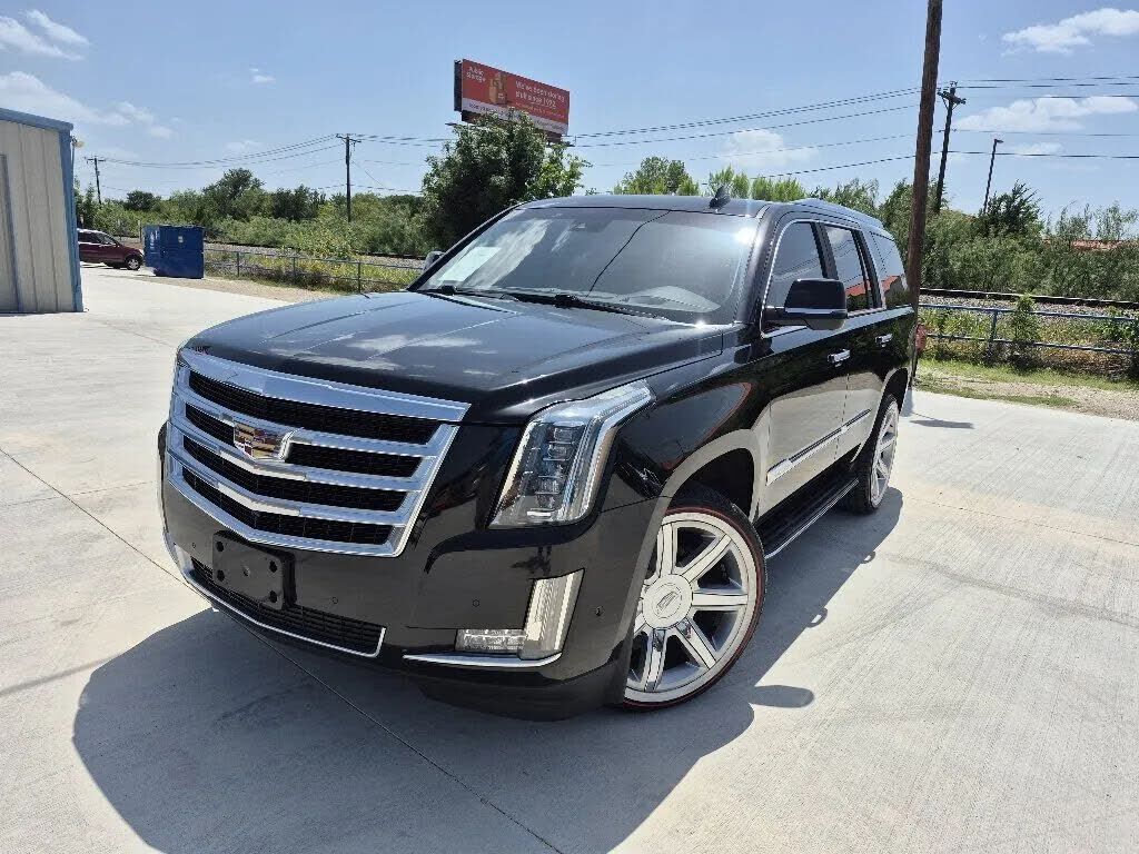 2018 CADILLAC Escalade