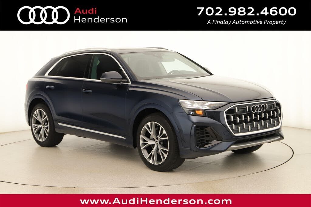 2024 AUDI Q8