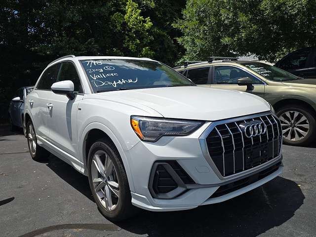 2021 AUDI Q3