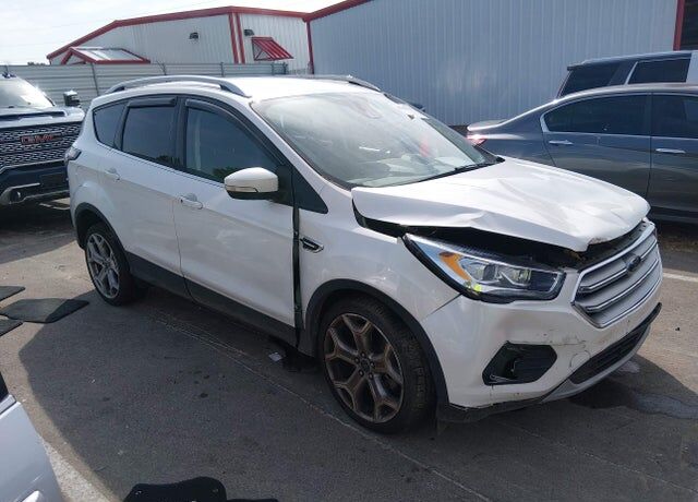 2017 FORD Escape
