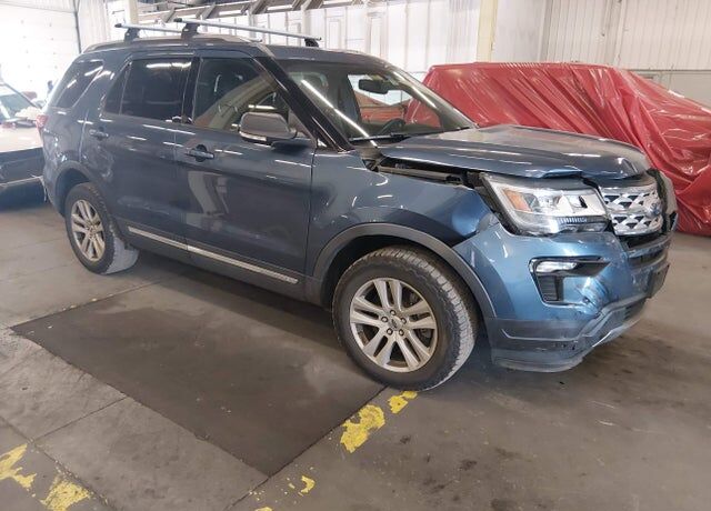 2019 FORD Explorer