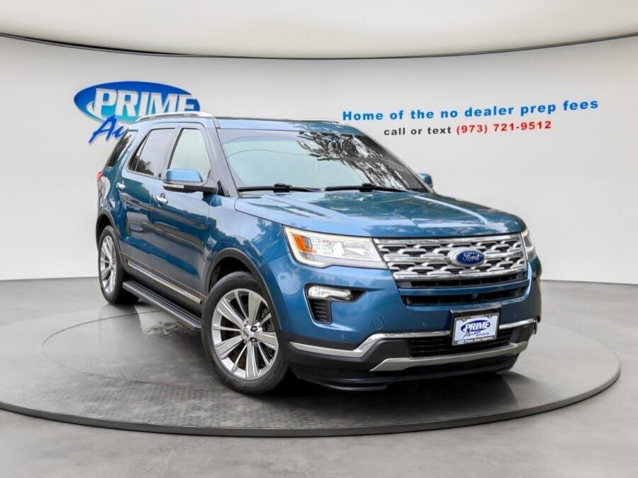 2018 FORD Explorer