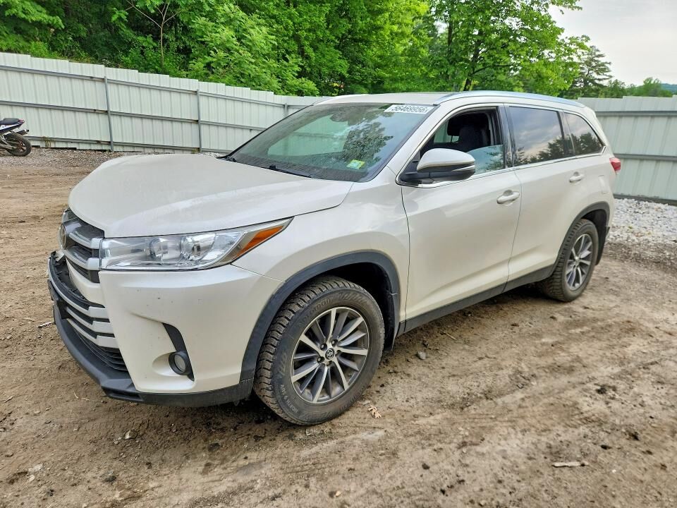 2019 TOYOTA Highlander