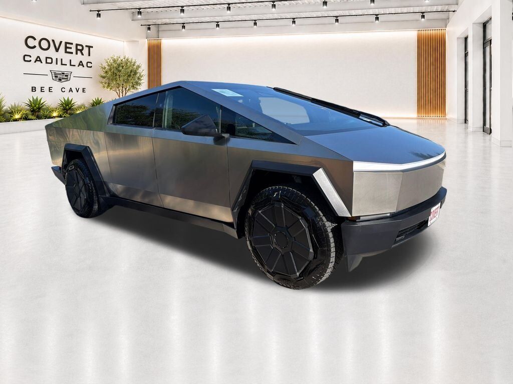 2024 TESLA Cybertruck