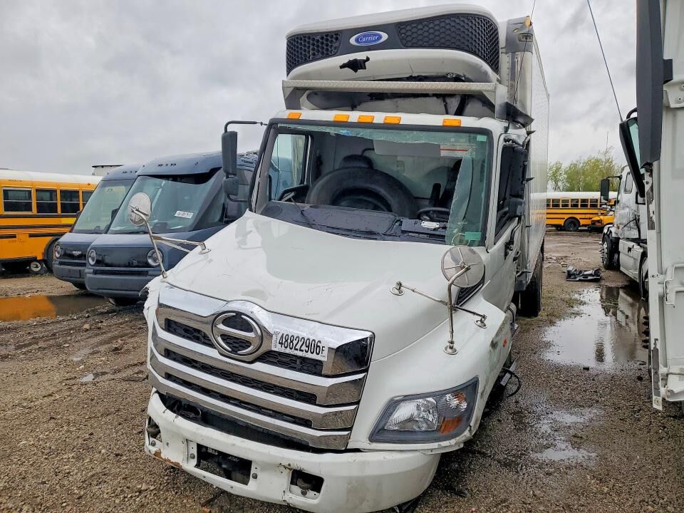 2022 HINO Incomplete Vehicle