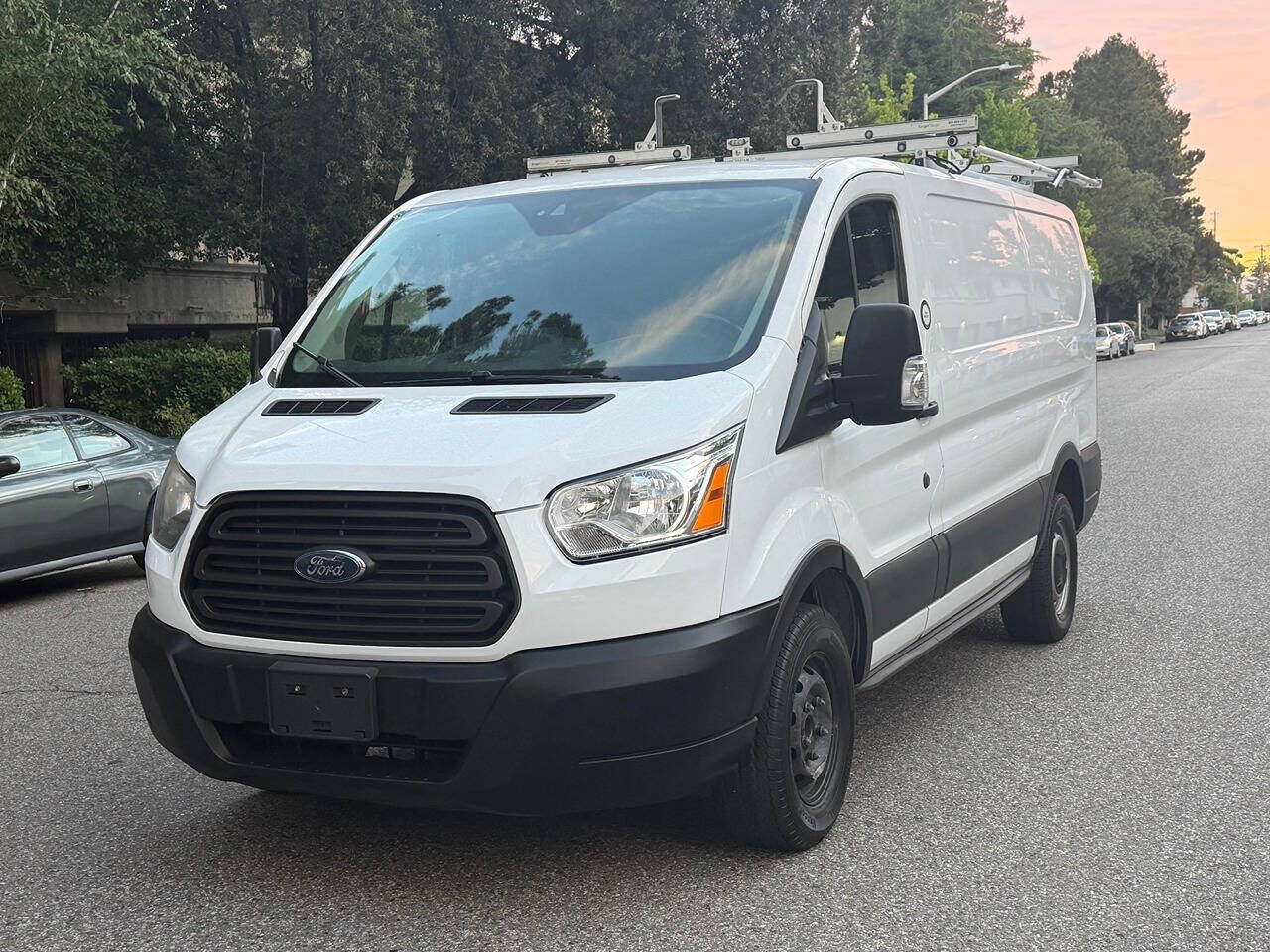 2017 FORD Transit