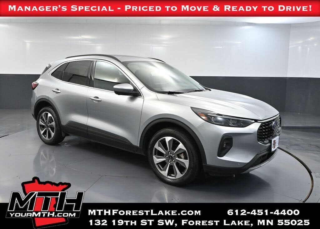 2024 FORD Escape