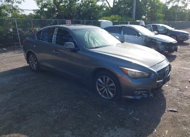 2014 INFINITI Q50