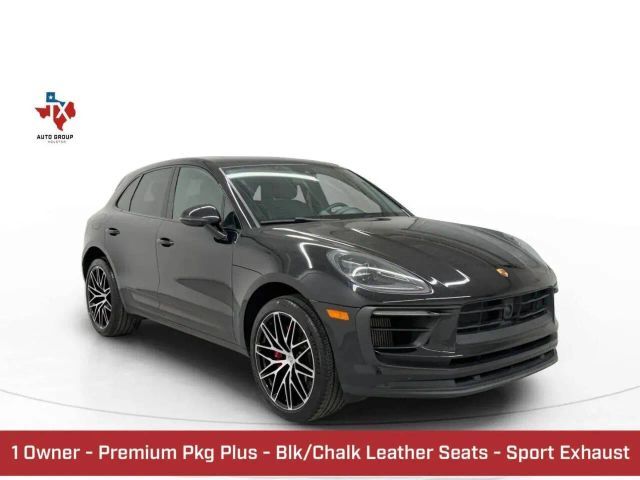 2022 PORSCHE Macan