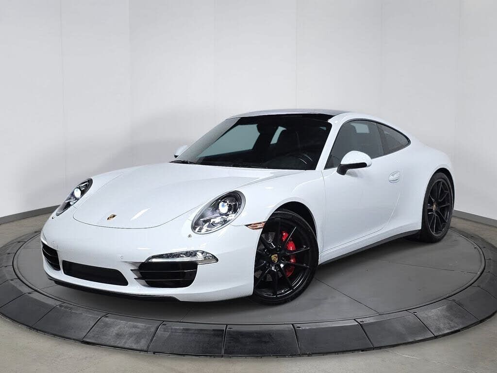 2015 PORSCHE 911