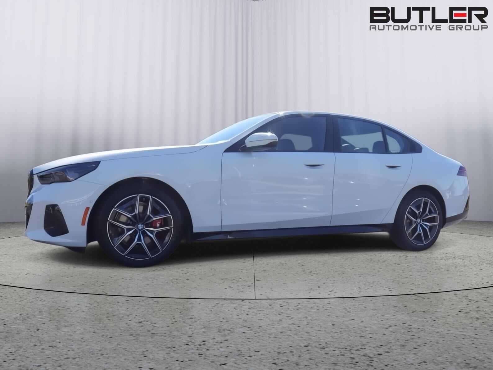 2026 BMW i5