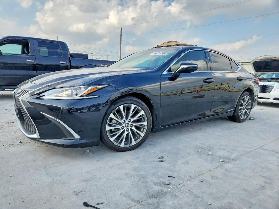 2021 LEXUS ES