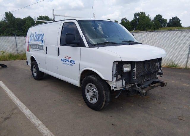2017 CHEVROLET Express