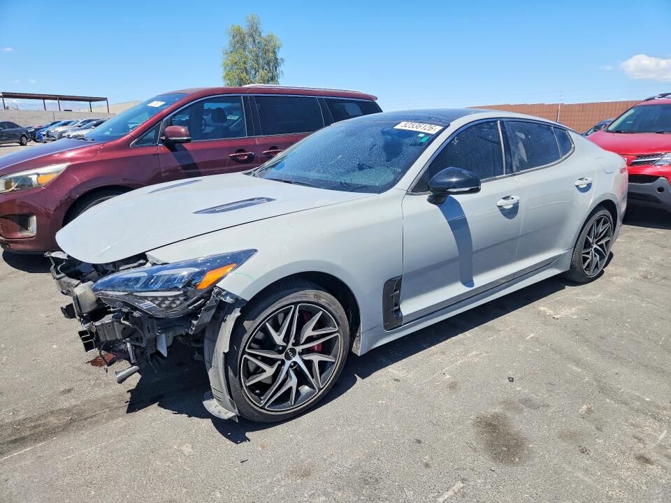 2023 KIA Stinger