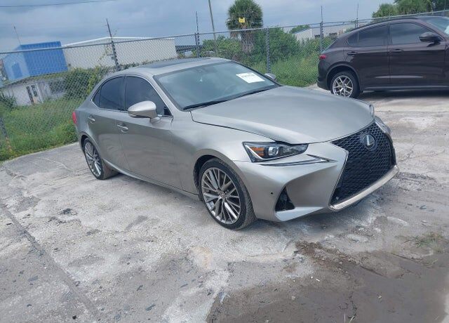 2017 LEXUS IS