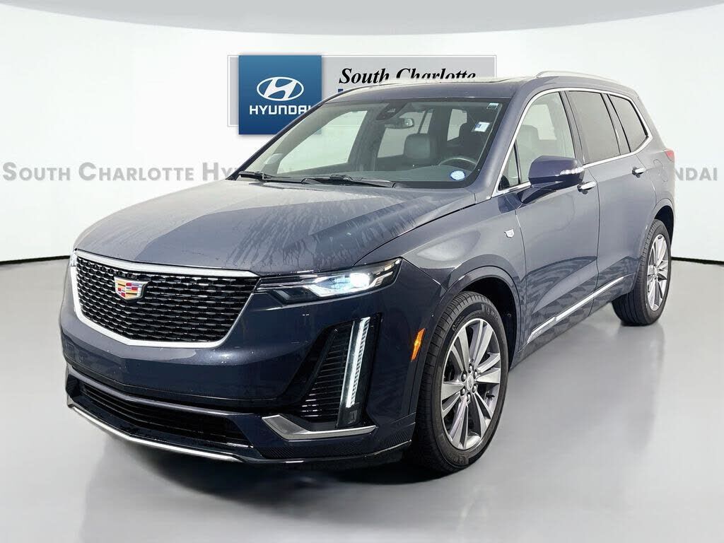 2025 CADILLAC XT6