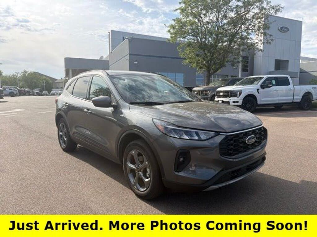 2025 FORD Escape