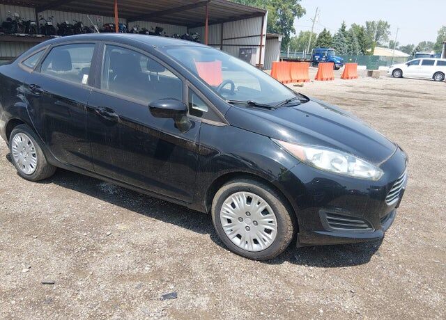2016 FORD Fiesta