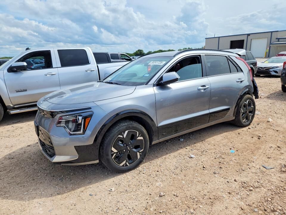 2024 KIA Niro