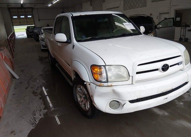 2004 TOYOTA Tundra