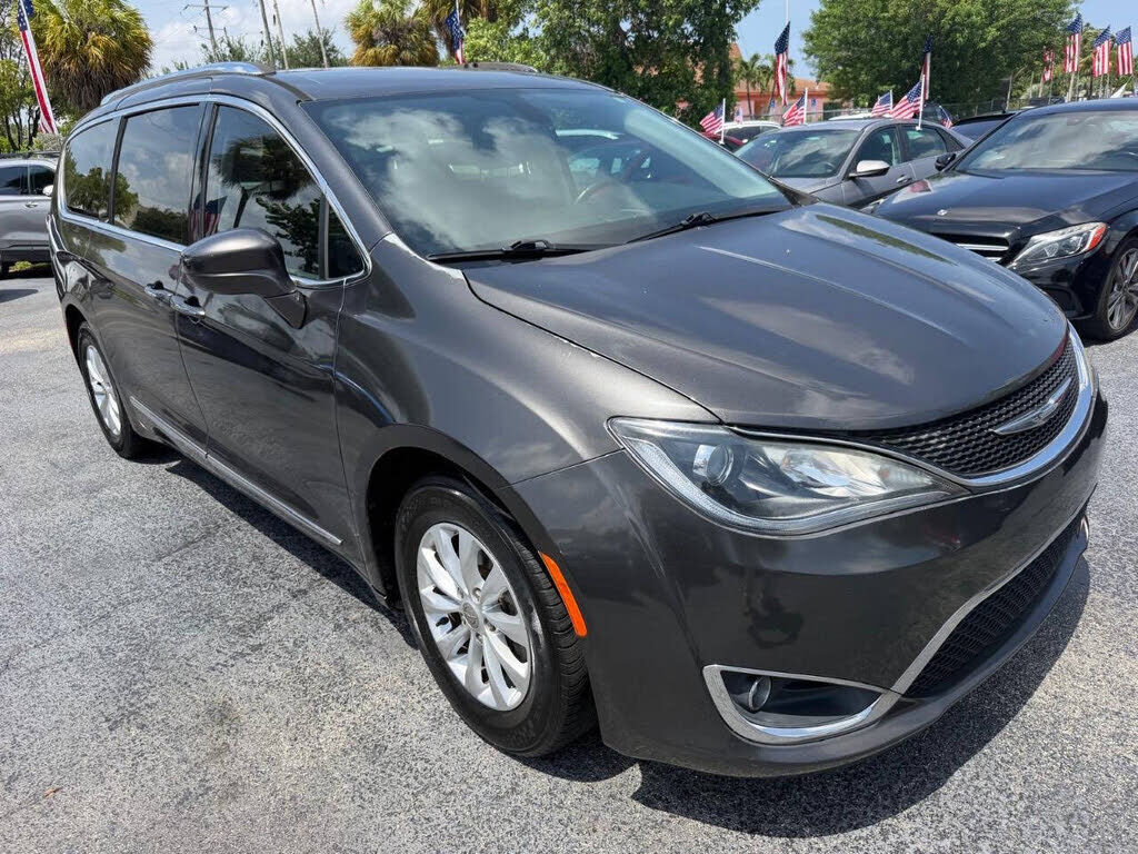 2018 CHRYSLER Pacifica