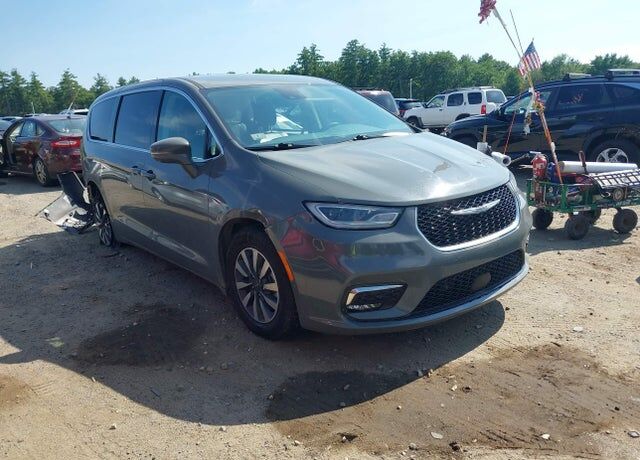 2022 CHRYSLER Pacifica