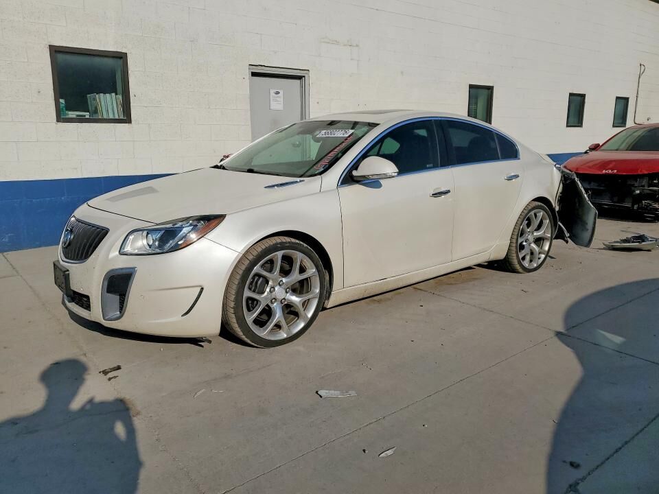 2013 BUICK Regal