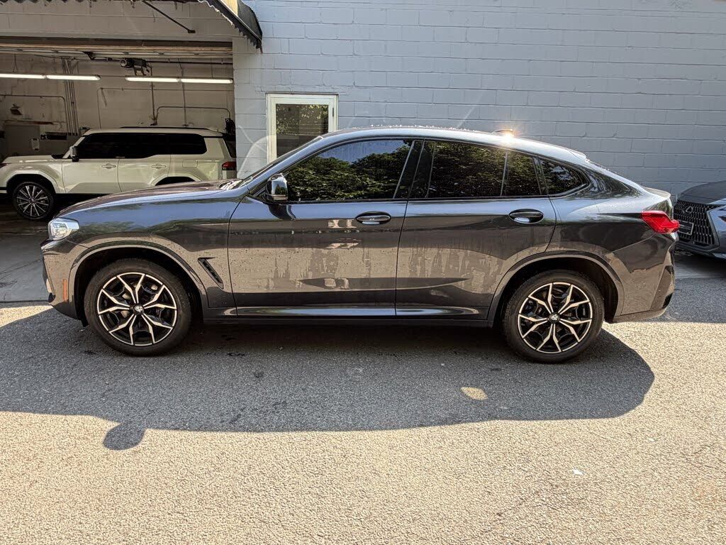 2022 BMW X4
