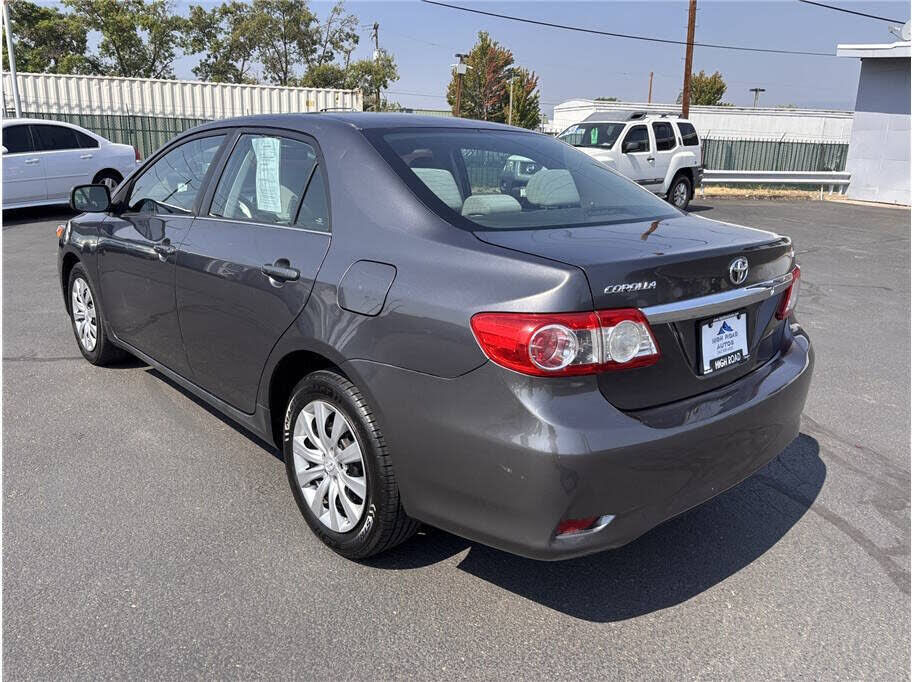 2013 TOYOTA Corolla